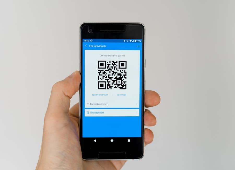 Il la partage par QR / NFC